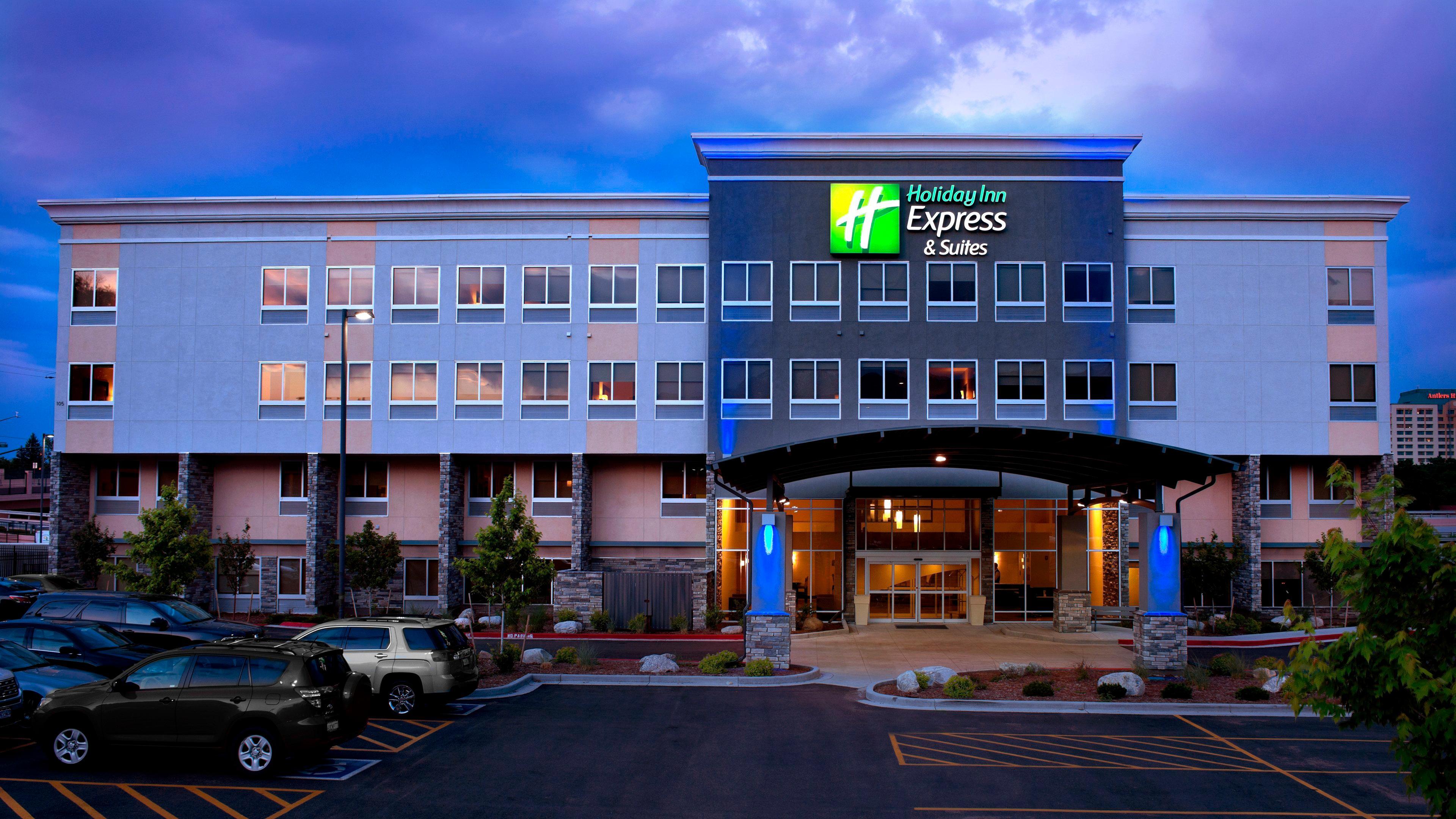Holiday Inn Express & Suites Colorado Springs Central By Ihg Exteriör bild