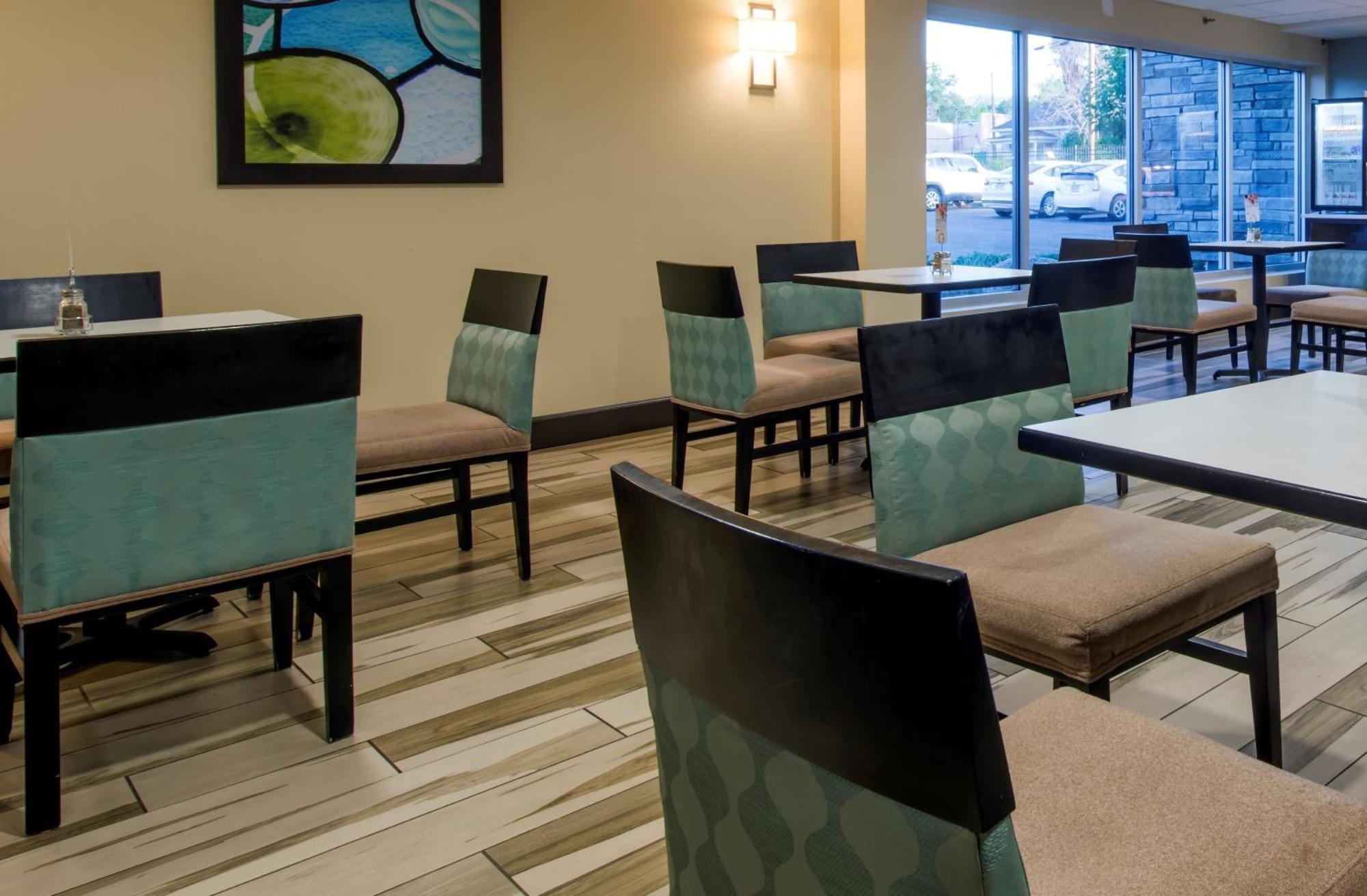 Holiday Inn Express & Suites Colorado Springs Central By Ihg Exteriör bild